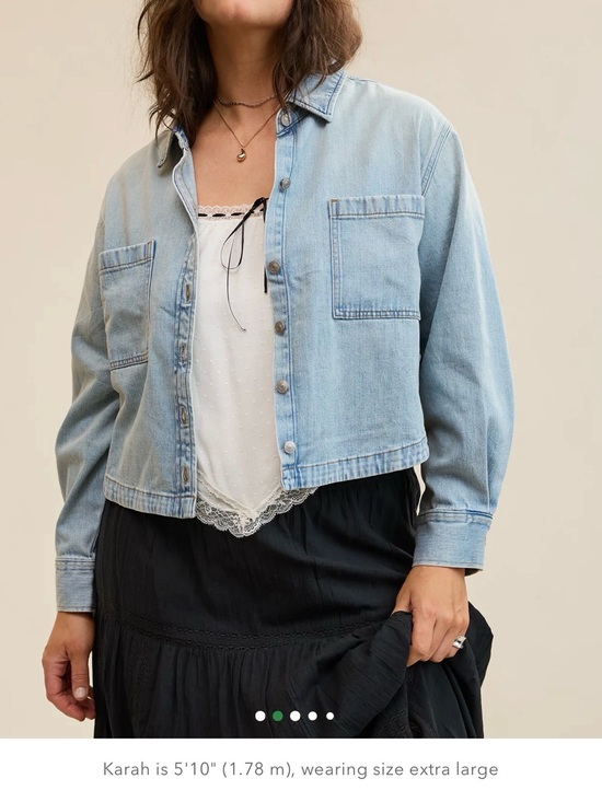 aerie Tops - NWT Aerie Cropped Buttondown Shirt Light Wash Cropped Denim Jacket - Light Blue